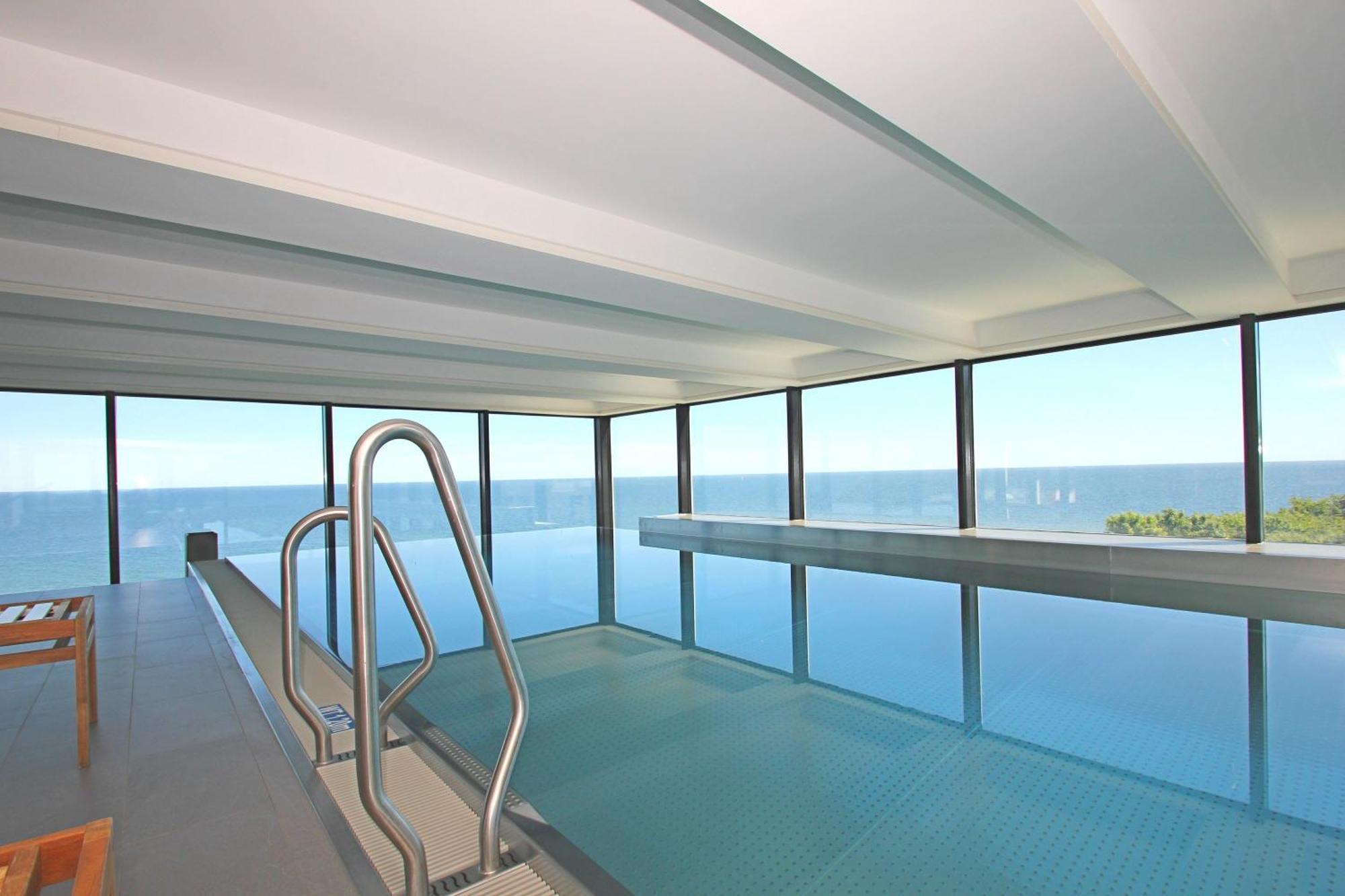 Pool Und Sauna Mit Meerblick, Direkt An Der Seebruecke - First Sellin Fewo 3 8 Exterior foto