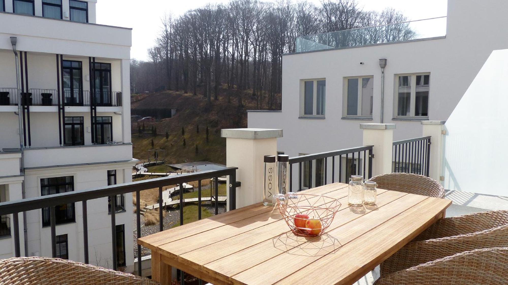 Pool Und Sauna Mit Meerblick, Direkt An Der Seebruecke - First Sellin Fewo 3 8 Exterior foto
